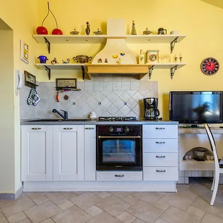 Sunset Apartment *